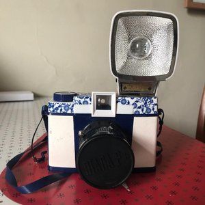 Diana F+ Lomo Camera